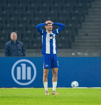 Soccer, Men, Season 2024 2025, 2 Bundesliga 21 Matchday , Hertha BSC 1 FC Kaiserslautern, v l Marton Dardai Hertha BSC , 08 02 2025, Copyright: xSebastianxRäppold MatthiasxKochx