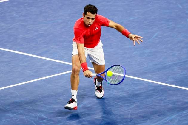 February 8, 2025, Frisco, Texas, USA: JAUME MUNAR (ESP) in action against Casper Ruud (NOR) during the semifinals of the ATP, Tennis Herren Dallas Open at Ford Center at The Star. RUUD wins 2:6, 6:2, 7:6. Frisco USA - ZUMAf180 20250208_zsp_f180_011 Copyright: xMarkxFannx