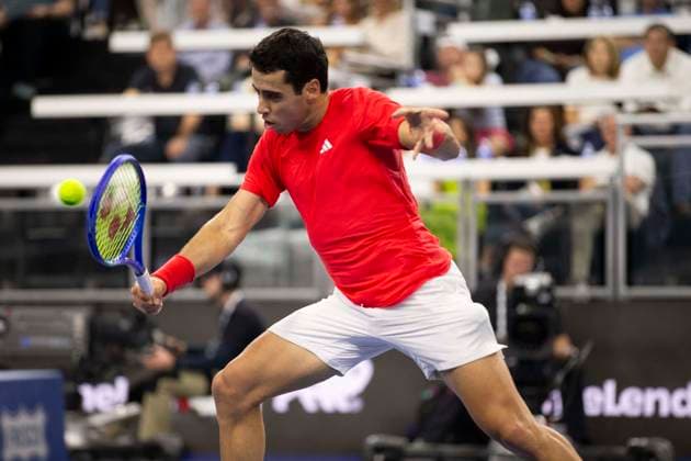 February 8, 2025, Frisco, Texas, USA: JAUME MUNAR (ESP) returns with a forehand in a singles semifinal match against CASPER RUUD (NOR) during day eight of the 2025 Dallas Open at the Star in Frisco, TX. CASPER RUUD (NOR) defeated JAUME MUNAR (ESP), 6:2, 2:6: 7:6. Frisco USA - ZUMAh193 20250208_zsp_h193_047 Copyright: xDanielxMcGregor-Huyerx