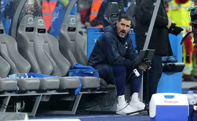 Coach Cristian Fiel sits on the bench Sports Soccer Football DFL 2 Bundesliga Men 21 Matchday Season 2024 2025 08 02 2025 Hertha BSC Berlin vs 1 FC Kaiserslautern FCK DFL regulations prohibit any use of photographs as image sequences and or quasi video