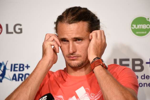 Alexander Zverev Alexander Zverev holds a press conference, PK, Pressekonferenz at the start of the Argentina Open tournament in Buenos Aires, Argentina, on February 8. buenos aires Buenos Aires Argentina  Copyright: xMarinaxEspechex originalFilename:espeche-notitle250208_np1OC.jpg