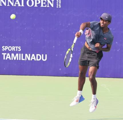 Chennai Open 2025: Singles Finals : Elias YMER (SWE) vs Kyrian JACQUET (FRA) Kyrian JACQUET (FRA) leading as of now Kyrian JACQUET (FRA) in action Kyrian JACQUET (FRA) won by 7-6(!) & 6-4 Chennai SDAT Stadium INDIA Copyright: xSeshadrixSukumarx