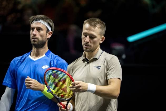 ROTTERDAM - Simone Bolelli (ITA) and Andrea Vavassori (ITA) in action against Sander Gille (BEL) and Jan Zielinski (POL) during the final doubles match on the seventh day of the ABN AMRO Open tennis tournament in Ahoy. ANP SANDER KING ABN AMRO Open - Day Seven 2025 xVIxANPxSportx xxANPxIVx 519515846 originalFilename: 519515846.jpg
