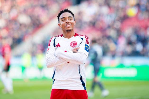 09 02 2025 Soccer, 2024 2025, 2 Bundesliga, Matchday 21, Hannover 96 Fortuna Düsseldorf 95 Myron van Brederode Düsseldorf cheers after his goal to 0 1 DFL REGULATIONS PROHIBIT ANY USE OF PHOTOGRAPHS AS IMAGE SEQUENCES AND OR QUASI VIDEO Hannover Lower Saxony Germany Heinz von Heiden Arena
