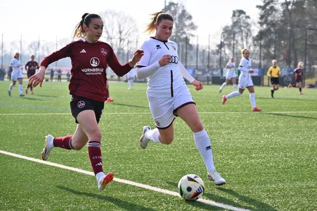 09 02 2025 Soccer Season 2024 2025 2 Women Soccer Bundesliga 14 Matchday 1 FC Nürnberg FCN Club Clubfrauen FC Ingolstadt 04 FCI Sportfoto Zink xwoxzix Lara Meroni 11, 1 FC Nürnberg FCN Lisa Ebert 10, FC Ingolstadt 04 FCI