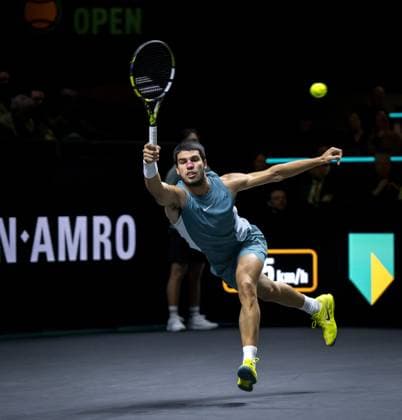 ROTTERDAM - Carlos Alcaraz (ESP) in action against Alex de Minaur (AUS) during the final on the seventh day of the ABN AMRO Open tennis tournament in Ahoy. ANP SANDER KING ABN AMRO Open - Day Seven 2025 xVIxANPxSportx xxANPxIVx 519527154 originalFilename: 519527154.jpg