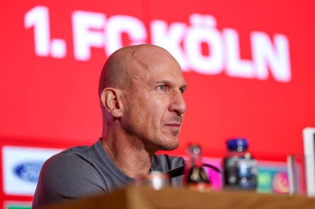 09 02 2025, Football, 1 FC Köln FC Schalke 04, 2 Fußball Bundesliga, 21 Matchday, RheinEnergie STADION, Season 2024 2025 Press conference after the match Coach Gerhard Struber Head coach 1 FC Köln DFB regulations prohibit any use of photographs as image sequences and or quasi video Nordrhein Westfalen Germany