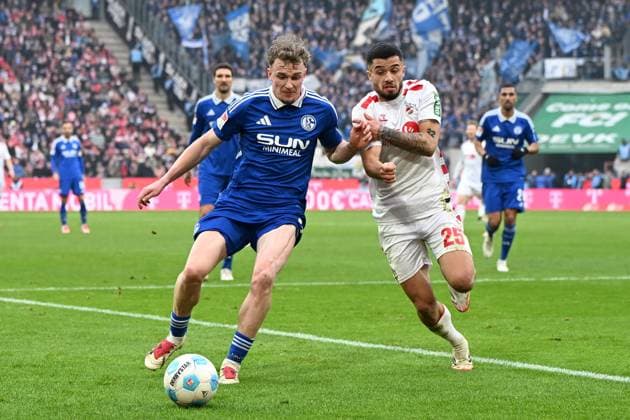 Derry John Murkin FC Schalke 04 and Jusuf Gazibegovic 1 FC Koeln in a duel during the 2 Bundesliga match between 1 FC Köln and FC Schalke 04 at RheinEnergieStadion on February 09, 2025 in Cologne, Germany Photo by Ralf Treese DeFodi Images Derry John Murkin FC Schalke 04 and Jusuf Gazibegovic 1 FC Koeln battle for the ball during the 2 Bundesliga match between 1 FC Köln and FC Schalke 04 at RheinEnergieStadion on February 9, 2025 in Cologne, Germany Photo by Ralf Treese DeFodi Images DFB DFL REGULATIONS PROHIBIT ANY USE OF PHOTOGRAPHS AS IMAGE SEQUENCES AND OR QUASI VIDEO Photo by Ralf Treese DeFodi Images Defodi 521 KOES0420250209 107 Defodi-521 DFB DFL REGULATIONS PROHIBIT ANY USE OF PHOTOGRAPHS AS IMAGE SEQUENCES AND OR QUASI-VIDEO.