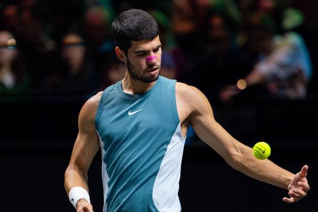 2025-02-09 ABN AMRO Open Day Seven ROTTERDAM, NETHERLANDS - FEBRUARY 9: Carlos Alcaraz of Spain in action during Day Seven of the ABN AMRO Open at Rotterdam Ahoy on February 9, 2025 in Rotterdam, Netherlands. (Photo by Joris Verwijst BSR Agency) Rotterdam Netherlands Content not available for redistribution in The Netherlands directly or indirectly through any third parties. Copyright: xBSRxAgencyx
