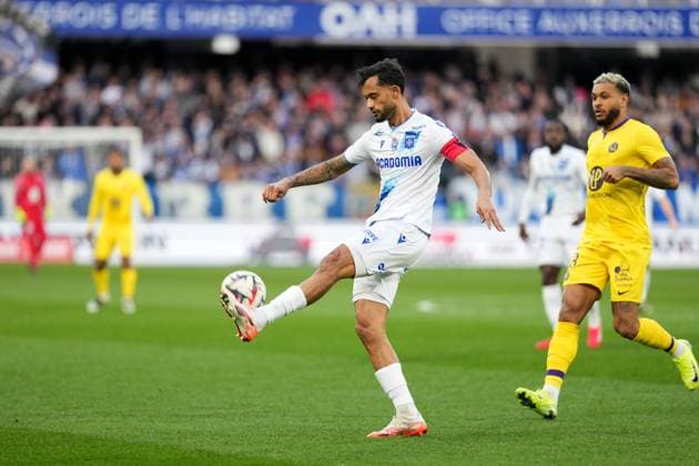 Fußball, AJ Auxerre - FC Toulouse AJ Auxerre v Toulouse FC - Ligue 1 McDonald s 2024 2025 04 Jubal ROCHA MENDES JUNIOR (aja) during the Ligue 1 McDonald s match between Auxerre and Toulouse at Stade Abbe Deschamps on February 9, 2025 in Auxerre, France. Auxerre France  Copyright: xFEPx 776279859