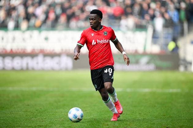 2 Bundesliga Hannover 96 Fortuna Düsseldorf on 09 02 2025 at the HDI Arena in Hannover Rabbi Matondo Hannover 96 on the ball MT