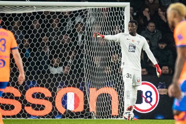 FOOTBALL : SCO Angers vs Olympique de Marseille - Ligue 1 - JournÃ e 21 - 09 02 2025 Yahia Fofanna (ANGERS SCO) AngersFrance  Copyright: xBaptistexAutissierx