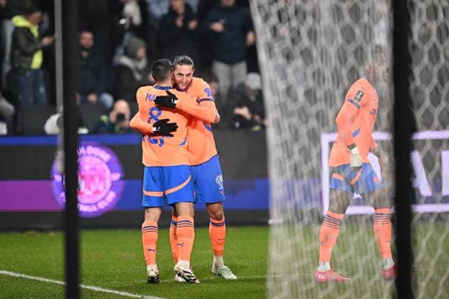 Angers SCO v Olympique de Marseille - Ligue 1 McDonald s 2024 2025 25 Adrien RABIOT (om) during the Ligue 1 McDonald s match between Angers and Marseille at Stade Raymond Kopa on February 9, 2025 in Angers, France. Angers France  Copyright: xFEPx 776279730