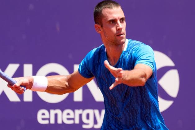 Laslo Djere of Serbia returns a forehand to Federico Coria of Argentina during their second qualifier match of the IEB+ Argentina Open 2025 at Buenos Aires Lawn Tennis Club February 9, 2025 in Buenos Aires, Argentina. (Photo by Camilla Stolen, Imago) Buenos Aires Argentina Copyright: xCamillaxStolenx L1000553