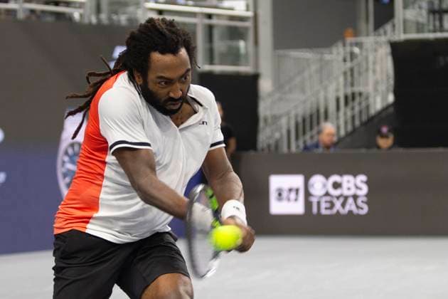 February 9, 2025, Frisco, Texas, USA: EVAN KING (USA) returns with a forehand in a doubles final match against ARIEL BEHAR (URY) ROBERT GALLOWAY (USA) during day eight of the 2025 ATP, Tennis Herren 500 Dallas Open at the Star in Frisco, TX. EVAN KING (USA) CHRISTIAN HARRISON (USA) defeated ARIEL BEHAR (URY) ROBERT GALLOWAY (USA), 7:6, 7:6. Frisco USA - ZUMAh193 20250209_zsp_h193_052 Copyright: xDanielxMcGregor-Huyerx
