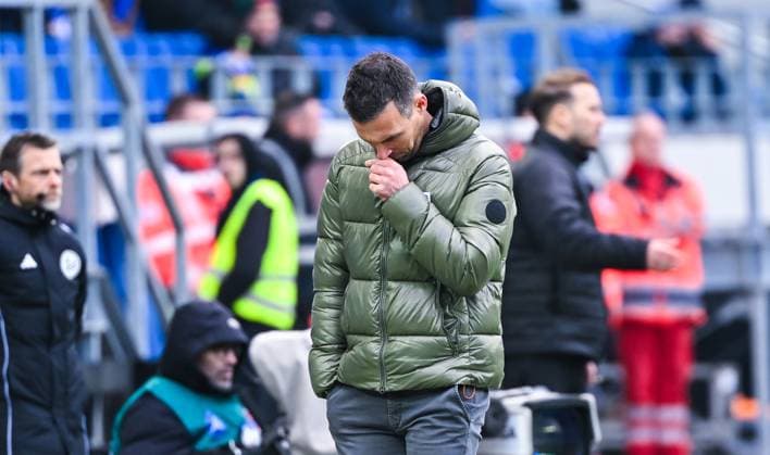 Coach Christian Eichner Karlsruher SC gestures and looks disappointed during the 2 Bundesliga match between Karlsruher SC and Eintracht Braunschweig at BBBank Wildpark on February 09, 2025 in Karlsruhe, Germany Photo by Silas Schueller De Fodi Images Coach Christian Eichner Karlsruher SC gestures and looks disappointed during the 2 Bundesliga match between Karlsruher SC and Eintracht Braunschweig at BBBank Wildpark on February 9, 2025 in Karlsruhe, Germany Photo by Silas Schueller De Fodi Images DFB DFL REGULATIONS PROHIBIT ANY USE OF PHOTOGRAPHS AS IMAGE SEQUENCES AND OR QUASI VIDEO Photo by Silas Schueller DeFodi Images Defodi 738 738 KSCBRA 20250209 214 Defodi-738 DFB DFL REGULATIONS PROHIBIT ANY USE OF PHOTOGRAPHS AS IMAGE SEQUENCES AND OR QUASI-VIDEO.