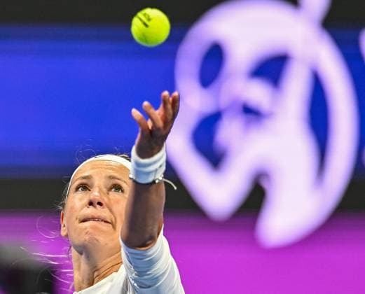WTA, Tennis Damen QATAR OPEN TENNIS TOURNAMENT FIRST ROUND Victoria Azarenka competes in her 1st round match against Amanda Anisimova of United States during the WTA Qatar TotalEnergies Open 2025 tennis tournament at the Khalifa International Tennis Complex in Doha, Qatar, on February 9, 2025. Copyright: xNOUSHADx