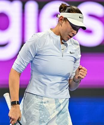 WTA, Tennis Damen QATAR OPEN TENNIS TOURNAMENT FIRST ROUND Amanda Anisimova of United States competes in her 1st round match against Victoria Azarenka during the WTA Qatar TotalEnergies Open 2025 tennis tournament at the Khalifa International Tennis Complex in Doha, Qatar, on February 9, 2025. Copyright: xNOUSHADx