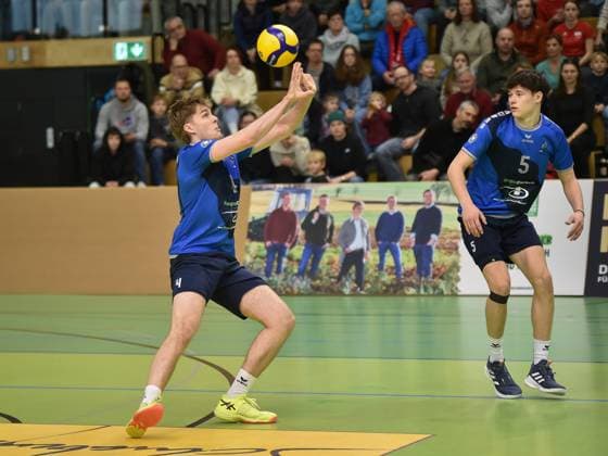 Pekka Arne Stapelfeldt Volley YoungStars Friedrichshafen, 04 , right Felix Gudermuth Volley YoungStars Friedrichshafen, 05 TV Rottenburg vs Volley YoungStars Friedrichshafen, Volleyball, 2 Bundesliga Sued, Matchday 18, Season 2024 2025, 09 02 2025, TV Rottenburg vs Volley YoungStars Friedrichshafen, Volleyball, 2 Bundesliga Sued, Matchday 18, Season 2024 2025, 09 02 2025 Rottenburg Copyright: xEibner-Pressefoto RalphxKunzex EP_RKE