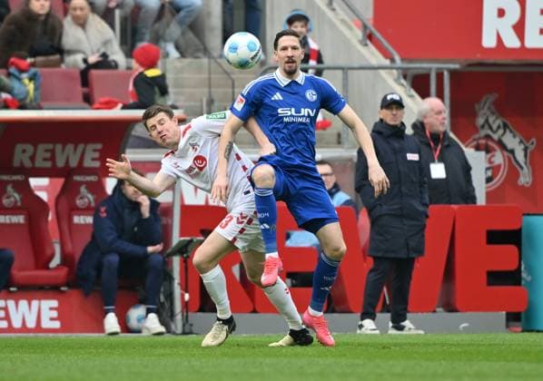 Janik Bachmann FC Schalke 04 , Dominique Heintz 1 FC Koeln , v re 09 02 2025, Soccer 2 Bundesliga, 21 Matchday, Season 2024 2025 1 FC Köln FC Schalke 04 1 0 Koeln Rhein Energie Stadion Nordrhein Westfalen Germany Team2