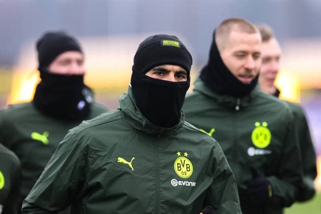 10 02 2025, Final training session for the UEFA Champions League match between Borussia Dortmund and Sporting Lisbon, Emre Can Borussia Dortmund , Dortmund Training ground Borussia Dortmund NRW Germany xRHR PHOTO ENx Copyright: DennisxEwert RHR-FOTOx RHR-FOTO DE