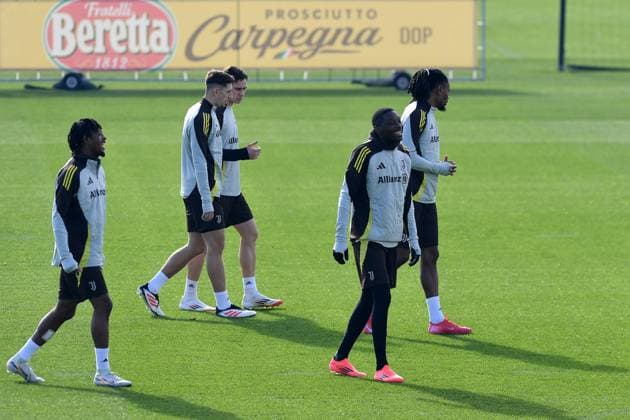 Randal Kolo Muani of Juventus FC during the 2024 2025 Champions League training at JTC Continassa on February 10, 2025 in Turin, Italy - ph Giuliano Marchisciano  Copyright: xGiulianoxMarchisciano IPAxSportx xipa-agency.netx xx IPA_53886948 IPA_Agency_IPA53886948