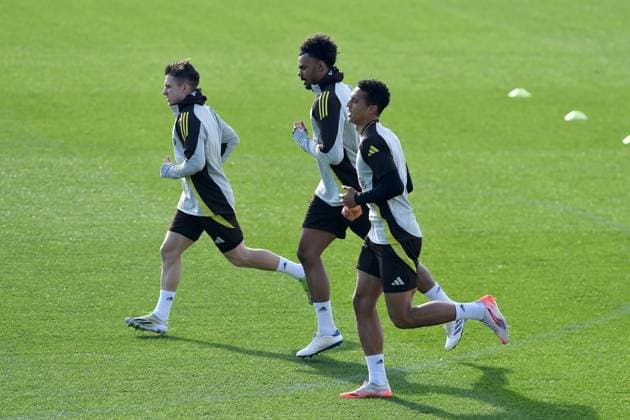 Francisco Conceicao,Renato Veiga and Alberto Costa of Juventus FC during the 2024 2025 Champions League training at JTC Continassa on February 10, 2025 in Turin, Italy - ph Giuliano Marchisciano  Copyright: xGiulianoxMarchisciano IPAxSportx xipa-agency.netx xx IPA_53886961 IPA_Agency_IPA53886961