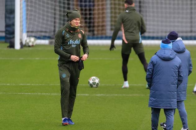 Manchester City 10 02 2025. Training session Erling Haaland (9) of Manchester City during the training session ahead of Manchester City vs Real Madrid in the Champions League, at the Etihad Stadium, Manchester, England on 10 February 2025. Manchester Etihad Stadium Manchester England Editorial use only , Copyright: xConorxMolloyx PSI-21433-0057