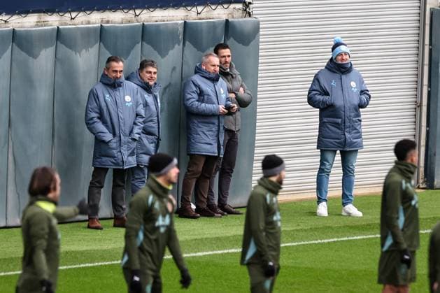 UEFA Champions League Manchester City Training session Manchester City sporting director Hugo Viana watching the training session during the UEFA Champions League Manchester City Training session at Etihad Campus, Manchester, United Kingdom, 10th February 2025 (Photo by Mark Cosgrove News Images) Manchester Etihad Stadium Manchester United, ManU Kingdom Copyright: xMarkxCosgrove NewsxImagesx