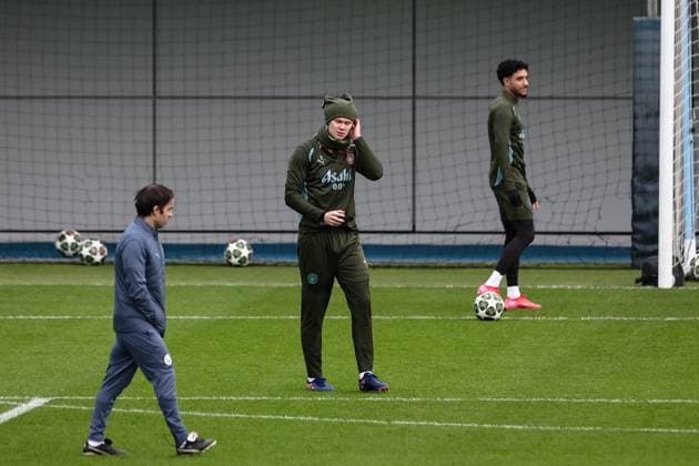 UEFA Champions League Manchester City Training session Erling Haaland of Manchester City during the UEFA Champions League Manchester City Training session at Etihad Campus, Manchester, United Kingdom, 10th February 2025 (Photo by Mark Cosgrove News Images) Manchester Etihad Stadium Manchester United, ManU Kingdom Copyright: xMarkxCosgrove NewsxImagesx