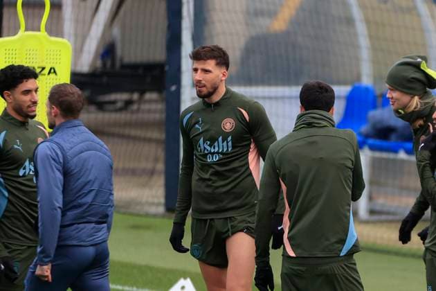 Manchester City 10 02 2025. Training session Ruben Dias (3) of Manchester City during the training session ahead of Manchester City vs Real Madrid in the Champions League, at the Etihad Stadium, Manchester, England on 10 February 2025. Manchester Etihad Stadium Manchester England Editorial use only , Copyright: xConorxMolloyx PSI-21433-0066