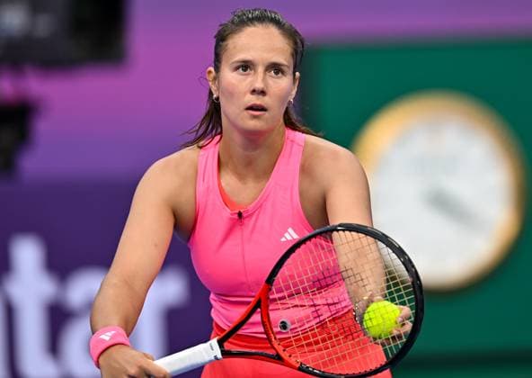 WTA, Tennis Damen QATAR OPEN TENNIS TOURNAMENT ROUND OF 64 Daria Kasatkina competes in her round of 64 match against Polina Kudermetova ahead of the WTA Qatar TotalEnergies Open 2025 tennis tournament at the Khalifa International Tennis Complex in Doha, Qatar, on February 10, 2025. Copyright: xNOUSHADx