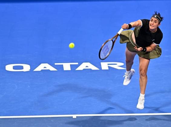 WTA, Tennis Damen QATAR OPEN TENNIS TOURNAMENT ROUND OF 64 Ons Jabeur of Tunisia competes in her round of 64 match against McCartney Kessler of the United States during the WTA Qatar TotalEnergies Open 2025 tennis tournament at the Khalifa International Tennis Complex in Doha, Qatar, on February 10, 2025. Copyright: xNOUSHADx