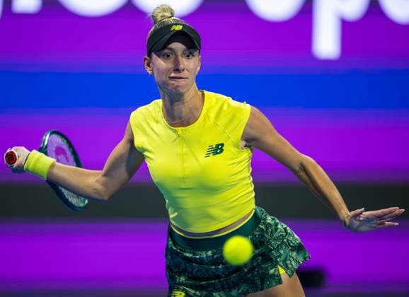 WTA, Tennis Damen QATAR OPEN TENNIS TOURNAMENT ROUND OF 64 McCartney Kessler of the United States competes in her round of 64 match against Ons Jabeur of Tunisia during the WTA Qatar TotalEnergies Open 2025 tennis tournament at the Khalifa International Tennis Complex in Doha, Qatar, on February 10, 2025. Copyright: xNOUSHADx