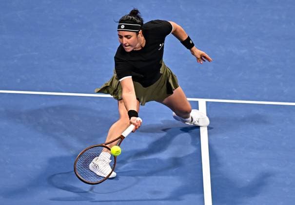 WTA, Tennis Damen QATAR OPEN TENNIS TOURNAMENT ROUND OF 64 Ons Jabeur of Tunisia competes in her round of 64 match against McCartney Kessler of the United States during the WTA Qatar TotalEnergies Open 2025 tennis tournament at the Khalifa International Tennis Complex in Doha, Qatar, on February 10, 2025. Copyright: xNOUSHADx