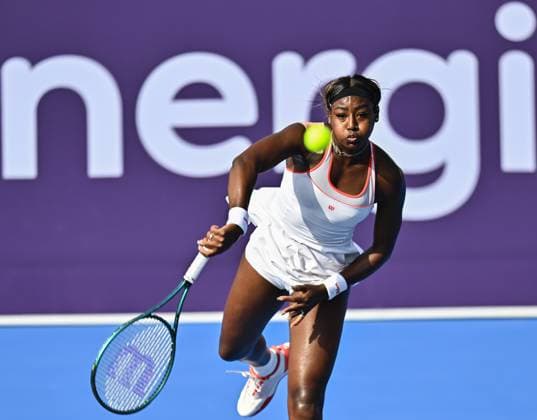 WTA, Tennis Damen QATAR OPEN TENNIS TOURNAMENT ROUND OF 32 Alycia Parks of the United States competes in her round of 32 match against Sofia Kenin of the United States during the WTA Qatar TotalEnergies Open 2025 tennis tournament at the Khalifa International Tennis Complex in Doha, Qatar, on February 11, 2025. Copyright: xNOUSHADx
