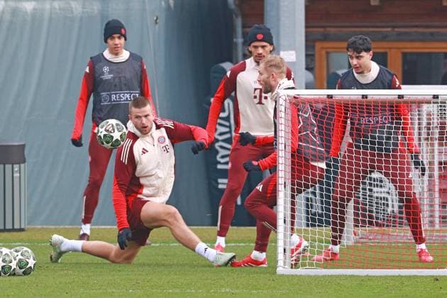 from l 15 Eric Dier, 42 Jamal Musiala, 10 Leroy Sane, 27 Konrad Laimer, 45 Aleksandar Pavlovic, duel Football Final training FC Bayern Munich before UEFA Champions League match against Celtic Glasgow 11 02 2025 Training ground, Säbenerstr PHOTO Mladen Lackovic LakoPress
