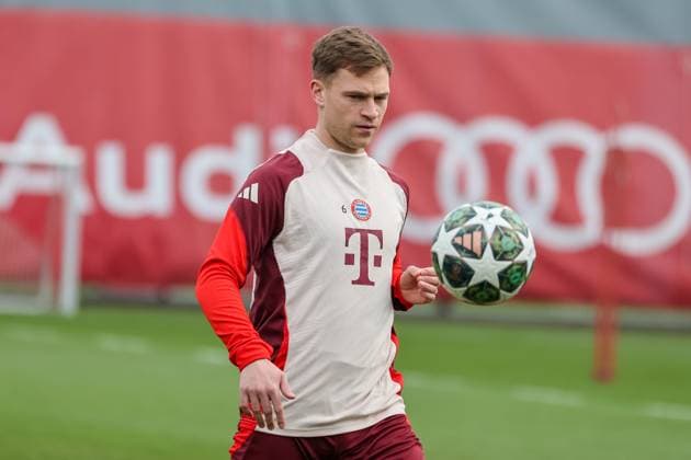 Joshua Kimmich FC Bayern Muenchen, 06 with ball, GER, Final training, FC Bayern Muenchen, Football, UEFA Champions League, Play offs, 2024 2025 season, 11 02 2025, GER, Final training, FC Bayern Muenchen, Football, UEFA Champions League, Play offs, 2024 2025 season, 11 02 2025 Muenchen Copyright: xEibner-Pressefoto JennixMaulx EP_JML