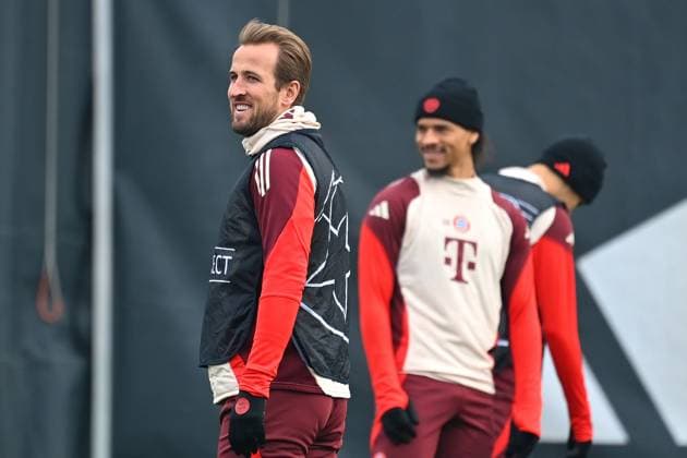 from left Harry KANE Bayern Muenchen , Leroy SANE Bayern Muenchen , final training, training soccer Champions League final training before the play off match Celtic FC FC Bayern Muenchen on 11 02 2025 in Munich,