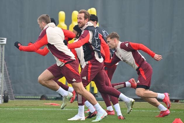 from left Eric DIER Bayern Muenchen , Harry KANE Bayern Muenchen , Joshua KIMMICH Bayern Muenchen final training,Training Soccer Champions League final training before the Play Off match Celtic FC FC Bayern Muenchen on 11 02 2025 in Munich,