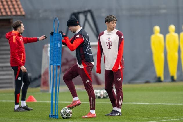 Hiroki Ito 21 (FC Bayern Muenchen), Abschlusstraining vor dem UEFA Champions League-Spiel gegen Celtic Glasgow, Saison 2024 2025 an der Saebener Strasse. 11.02.2025 DFB regulations prohibit any use of photographs as image sequences and or quasi-video Muenchen Bayern Deutschland Copyright: xkolbert-press UlrichxGamelx