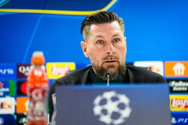 Champions League 2024-2025: press conference, PK, Pressekonferenz of Feyenoord Rotterdam - Feyenoord interim coach Pascal Bosschaart during the press conference of Feyenoord in preparation of the Champions League duel against AC Milan at Stadion Feijenoord De Kuip on 11 February 2025 in Rotterdam, The Netherlands. Copyright: xYannickxVerhoevenx