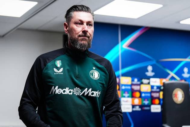 Champions League 2024-2025: press conference, PK, Pressekonferenz of Feyenoord Rotterdam - Feyenoord interim coach Pascal Bosschaart during the press conference of Feyenoord in preparation of the Champions League duel against AC Milan at Stadion Feijenoord De Kuip on 11 February 2025 in Rotterdam, The Netherlands. Copyright: xYannickxVerhoevenx