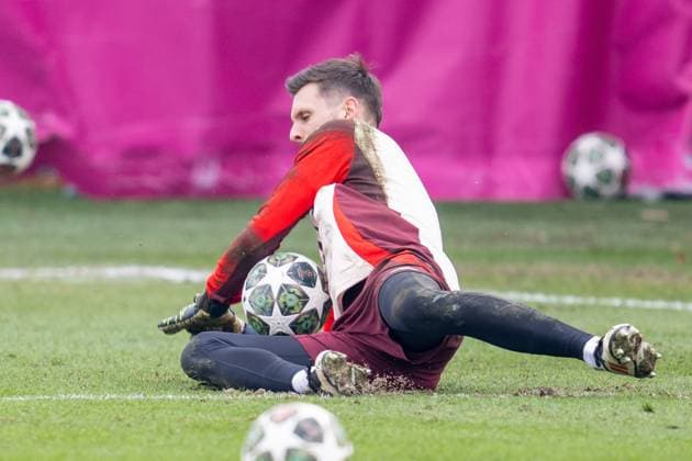 Sven Ulreich 26 FC Bayern Muenchen , final training before the UEFA Champions League match against Celtic Glasgow, season 2024 2025 at Saebener Strasse 11 02 2025 DFB regulations prohibit any use of photographs as image sequences and or quasi video Muenchen Bayern Germany Copyright: xkolbert-press UlrichxGamelx