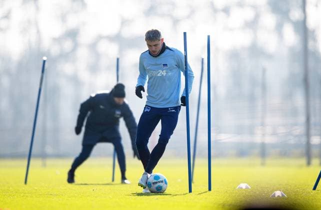 Soccer, Men, Season 2024 25, 2 Bundesliga, Hertha BSC, Training, Marten Winkler Hertha BSC , 11 02 2025, Copyright: xSebastianxRäppold MatthiasxKochx