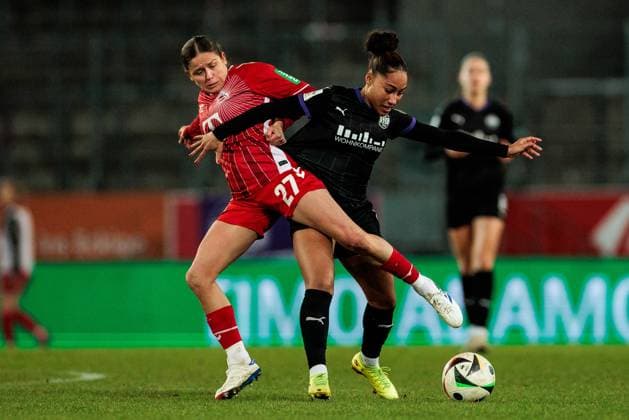 GOOGLE PIXEL Womens Bundesliga, SGS Essen 1 FC Köln 11 02 2025 duel Laura Feiersinger 1 FC Köln, 27 , Vanessa Fürst SGS Essen, 8 GOOGLE PIXEL Womens Bundesliga, SGS Essen 1 FC Köln, Essen, Stadion an der Hafenstrasse on 11 02 2025 DFB REGULATIONS PROHIBIT ANY USE OF PHOTOGRAPHS AS IMAGE SEQUENCES AND OR QUASI VIDEO Copyright: xBEAUTIFULxSPORTS Wunderlx
