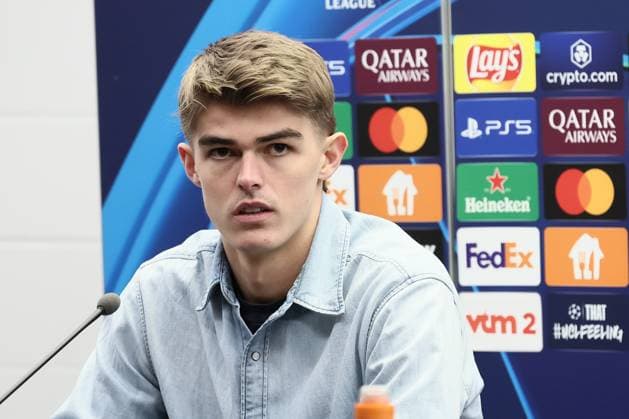 Atalanta s Charles De Ketelaere pictured during a press conference, PK, Pressekonferenz of Italian club Atalanta Bergamo, on Tuesday 11 February 2025 in Brugge. The team is preparing for tomorrow s game against Belgian soccer team Club Brugge KV, the first leg of the Knockout phase play-offs of the UEFA Conference League competition. BRUNOxFAHY  x112234332x