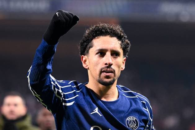 FOOTBALL : Brest vs PSG - Ligue des Champions - 11 02 2025 Marquinhos ( 5 - PSG ) celebrates with fans during the UEFA Champions League match between Stade Brestois 29 and Paris Saint Germain at Stade de Roudourou on February 11, 2025 in Guingamp, France. ( Photo by Dante Badano PsnewZ ) - GuingampFrance  Copyright: xDantexBadanox