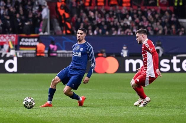 FOOTBALL : Brest vs PSG - Ligue des Champions - 11 02 2025 Achraf Hakimi ( 2 - PSG ) and Hugo MAGNETTI ( 8 - Brest ) during the UEFA Champions League match between Stade Brestois 29 and Paris Saint Germain at Stade de Roudourou on February 11, 2025 in Guingamp, France. ( Photo by Dante Badano PsnewZ ) - GuingampFrance  Copyright: xDantexBadanox