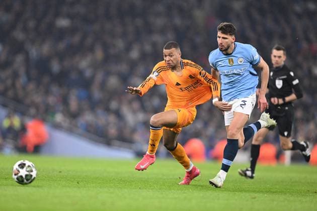 Kylian MbappÃ of Real Madrid and Ruben Dias of Manchester City during the UEFA Champions League 2024 25 football match between Real Madrid and Manchester City at the Etihad Stadium in Manchester (Richard Callis SPP) Copyright: xRichardxCallis SPPx spp-en-RiCa-spp_riCa_1102251464